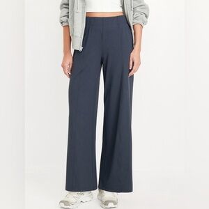 NWT! Old Navy Women’s Dusk Navy Powersoft Wide Leg Trouser Pants - Multiple ♥️